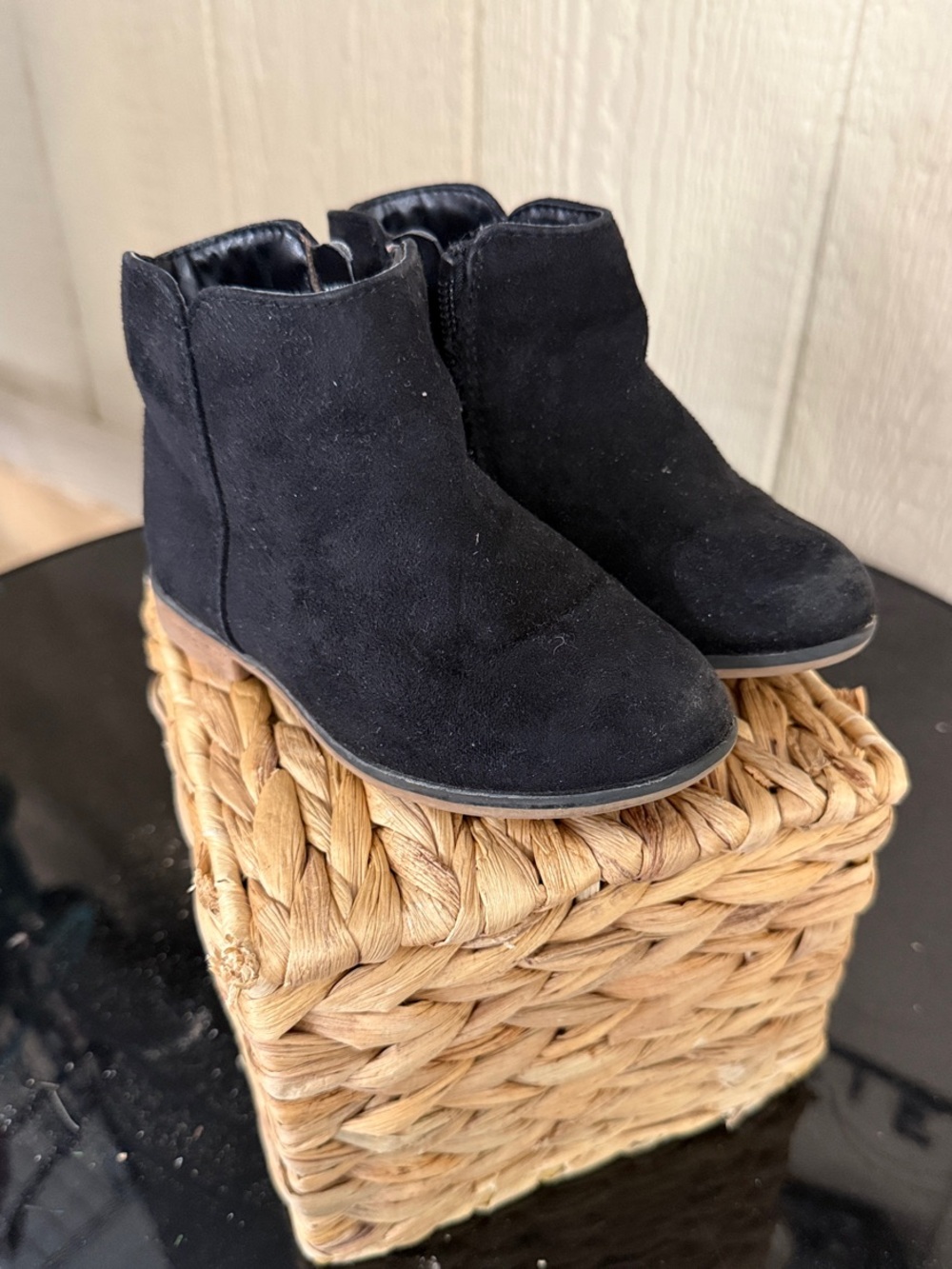 Cat & Jack Black Girls Ankle Boots with Low Stacked Heel